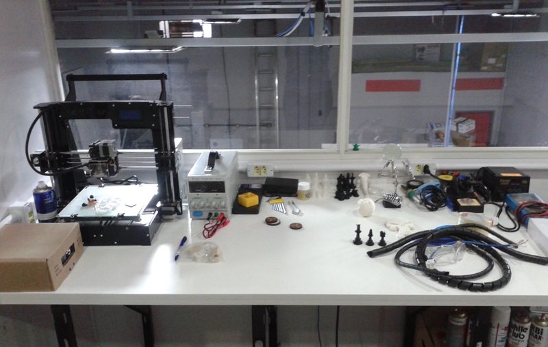 Imagem pública relacionada a Fab Lab GO
